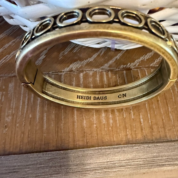 Heidi Daus Gold and Silver Pearl Bracelet - Picture 6 of 7